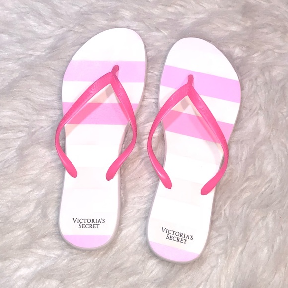 Victoria’s Secret Flip flops - Picture 2 of 6